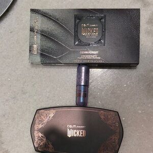 r.e.m. beauty Wicked For Good Bundle